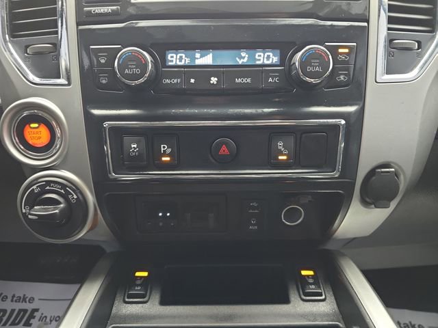 Used 2017 Nissan Titan SV image 18