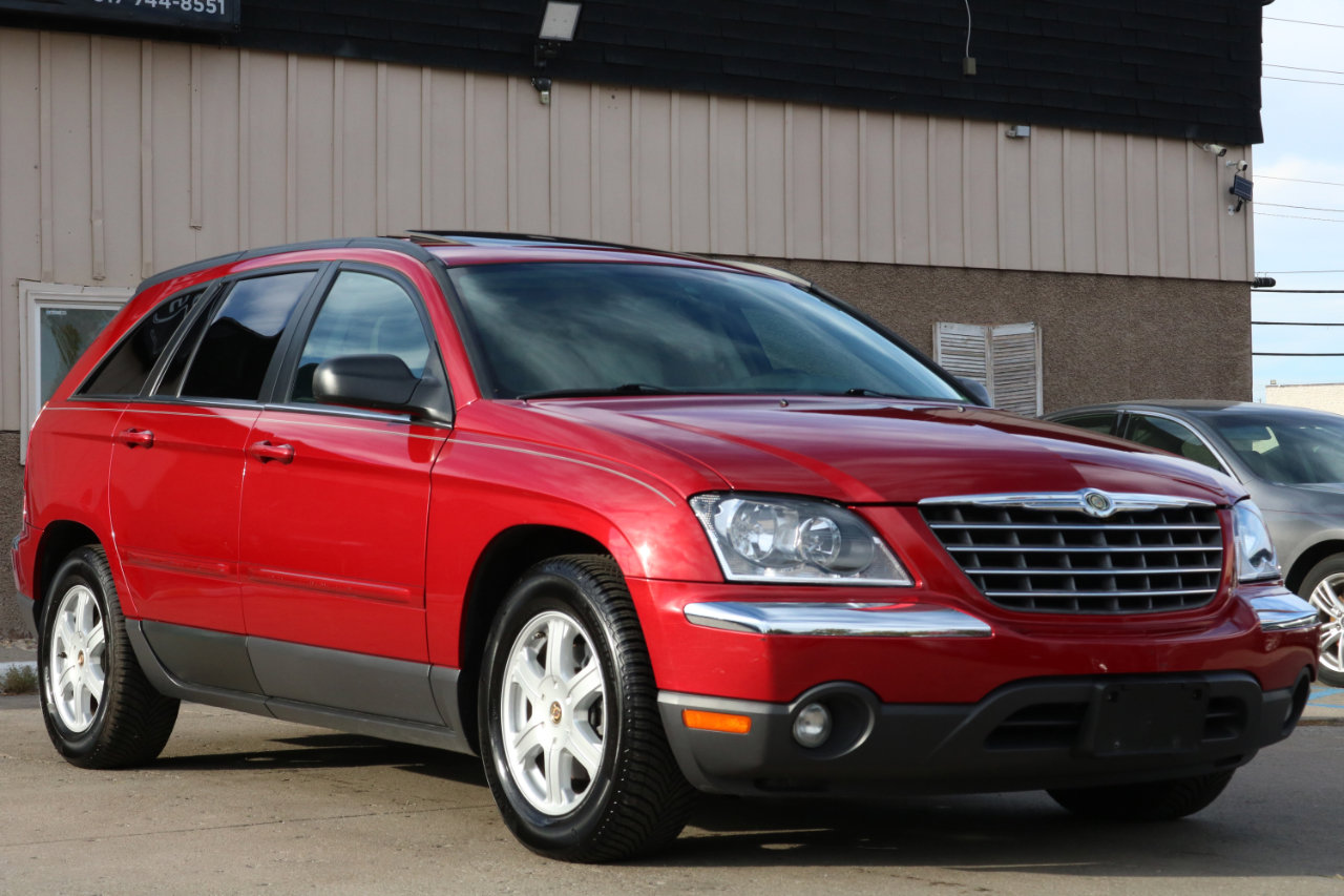 Used 2004 Chrysler Pacifica AWD image 4