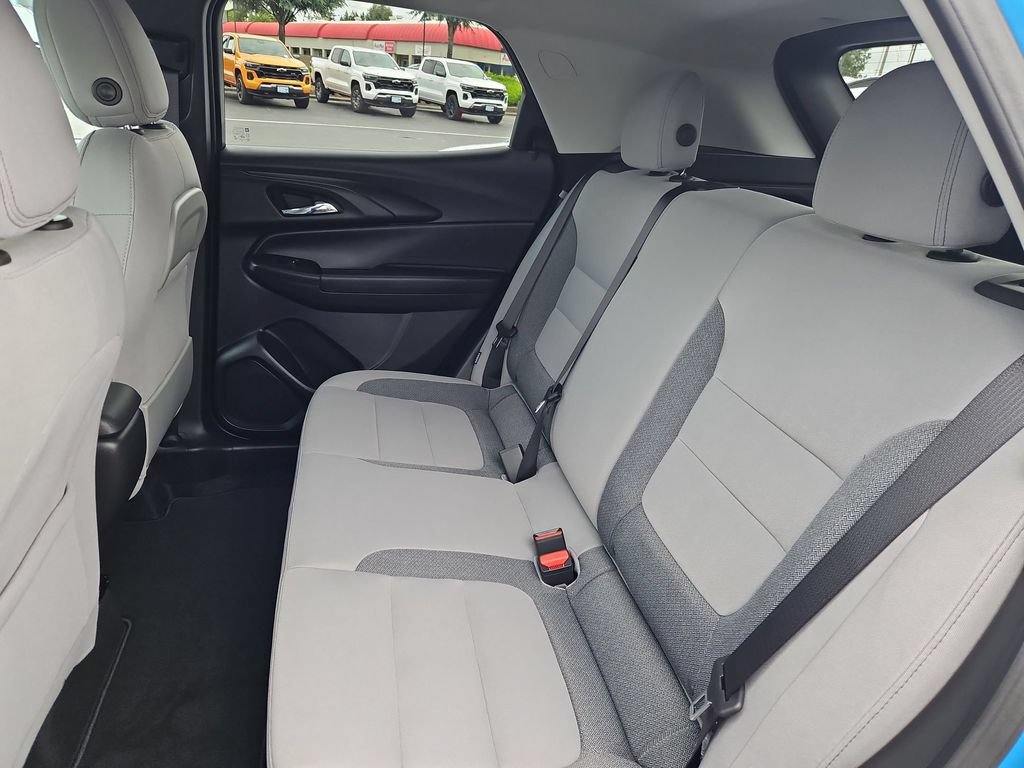 New 2026 Chevrolet TrailBlazer LT w/ LT Cold Weather Package FWD image 23