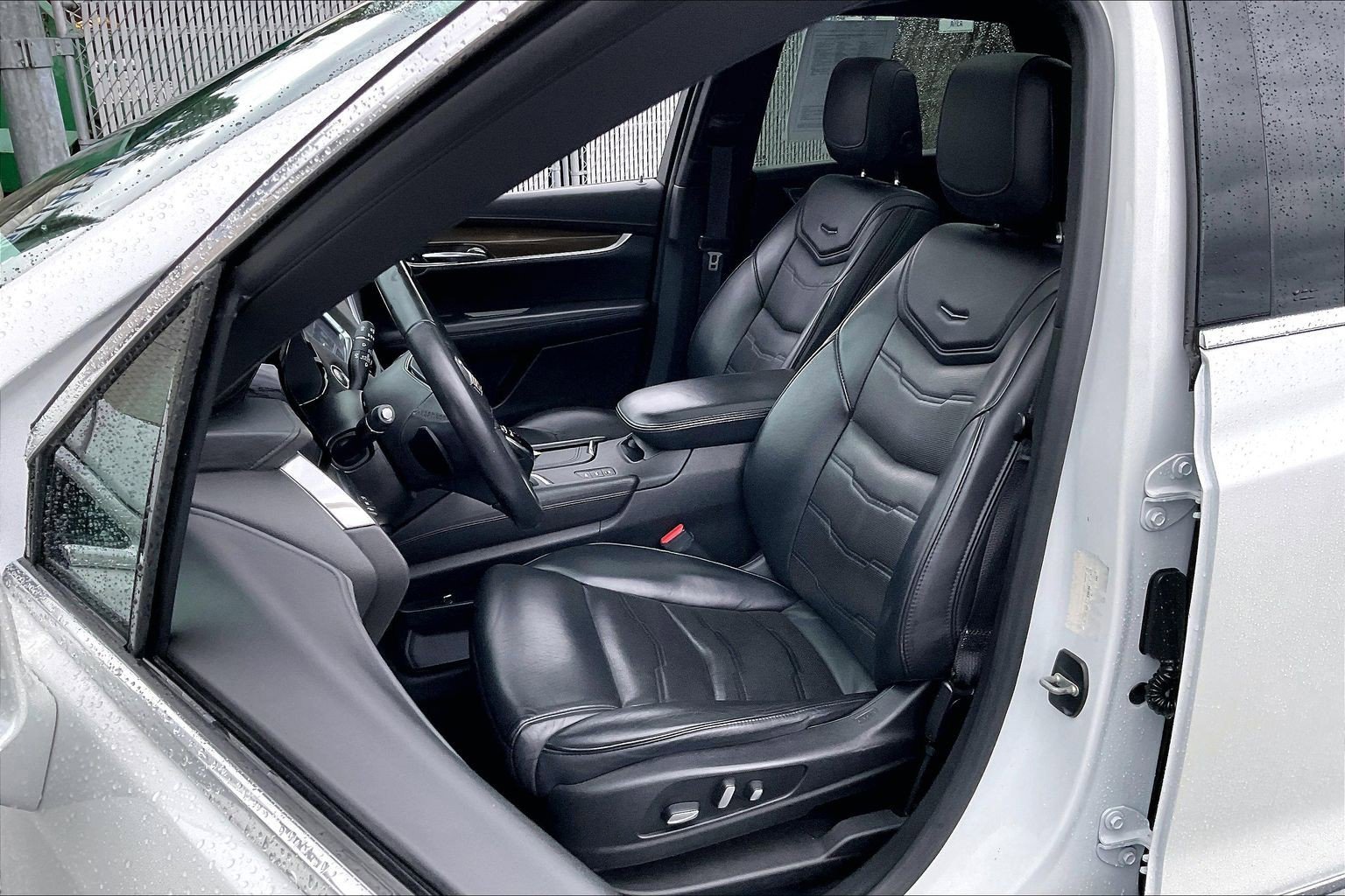 Used 2018 Cadillac XT5 Platinum image 23