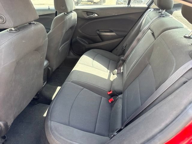 Used 2017 Chevrolet Cruze LT FWD image 16
