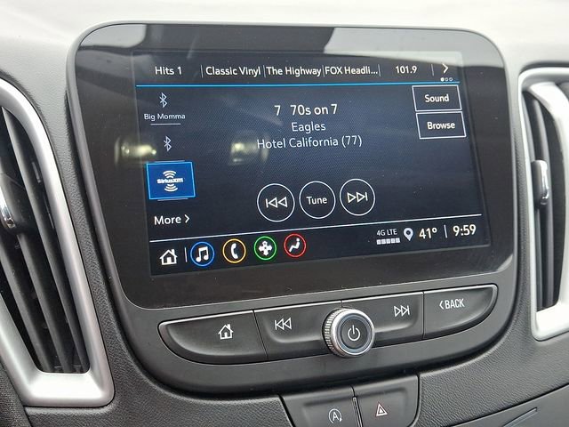 Used 2024 Chevrolet Malibu LT image 16