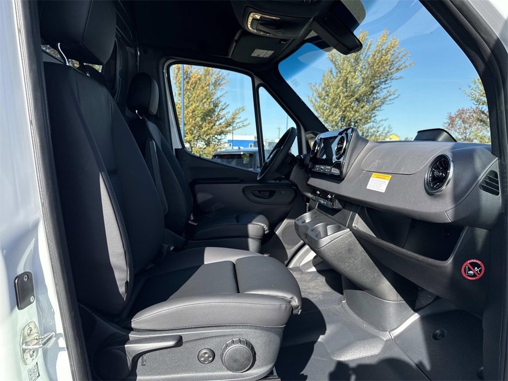 New 2026 Mercedes-Benz Sprinter 144 Cargo image 11