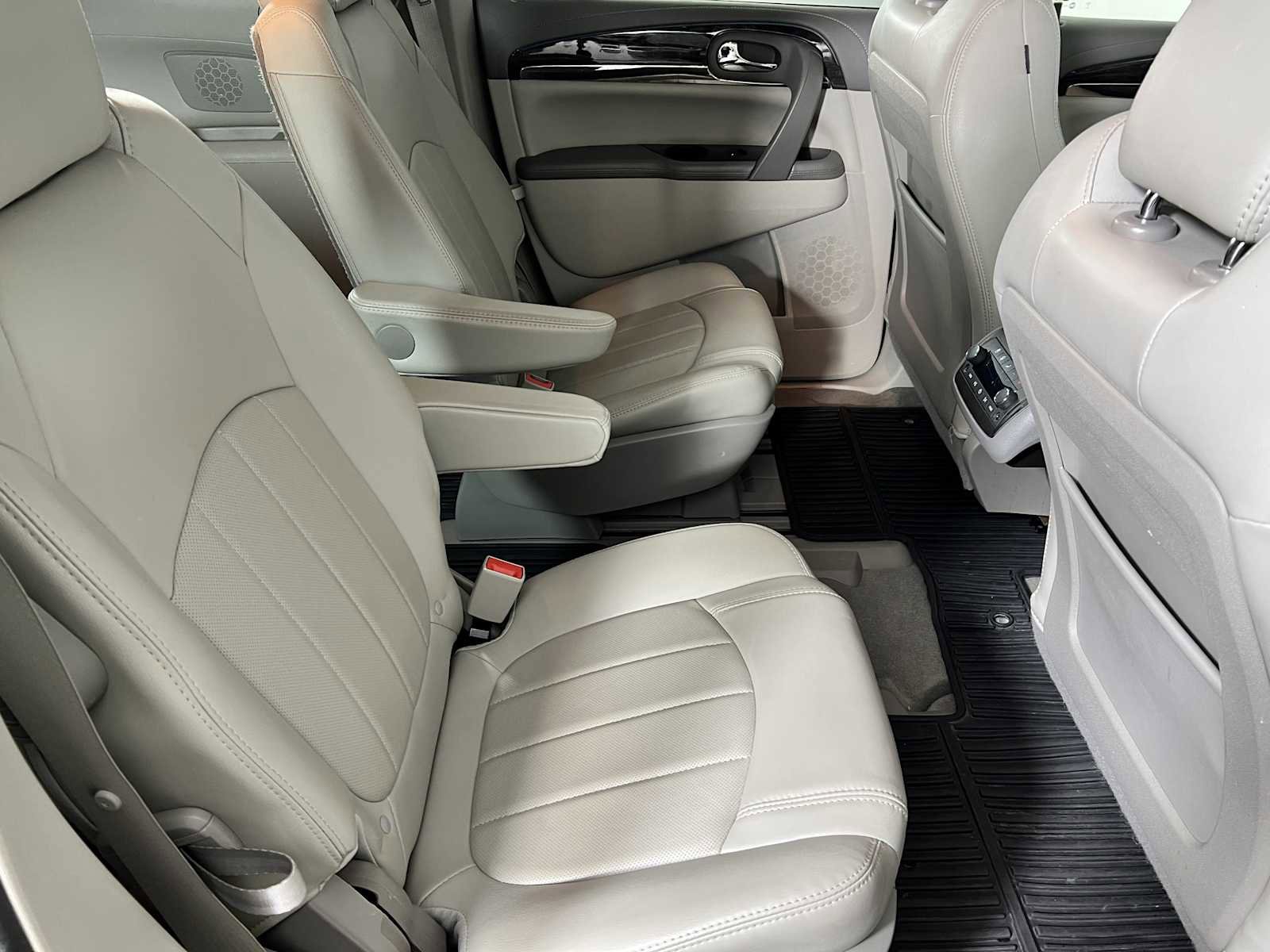 Used 2017 Buick Enclave Premium w/ Trailering Package image 18
