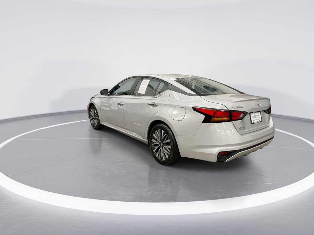 Certified 2024 Nissan Altima 2.5 SV FWD image 6