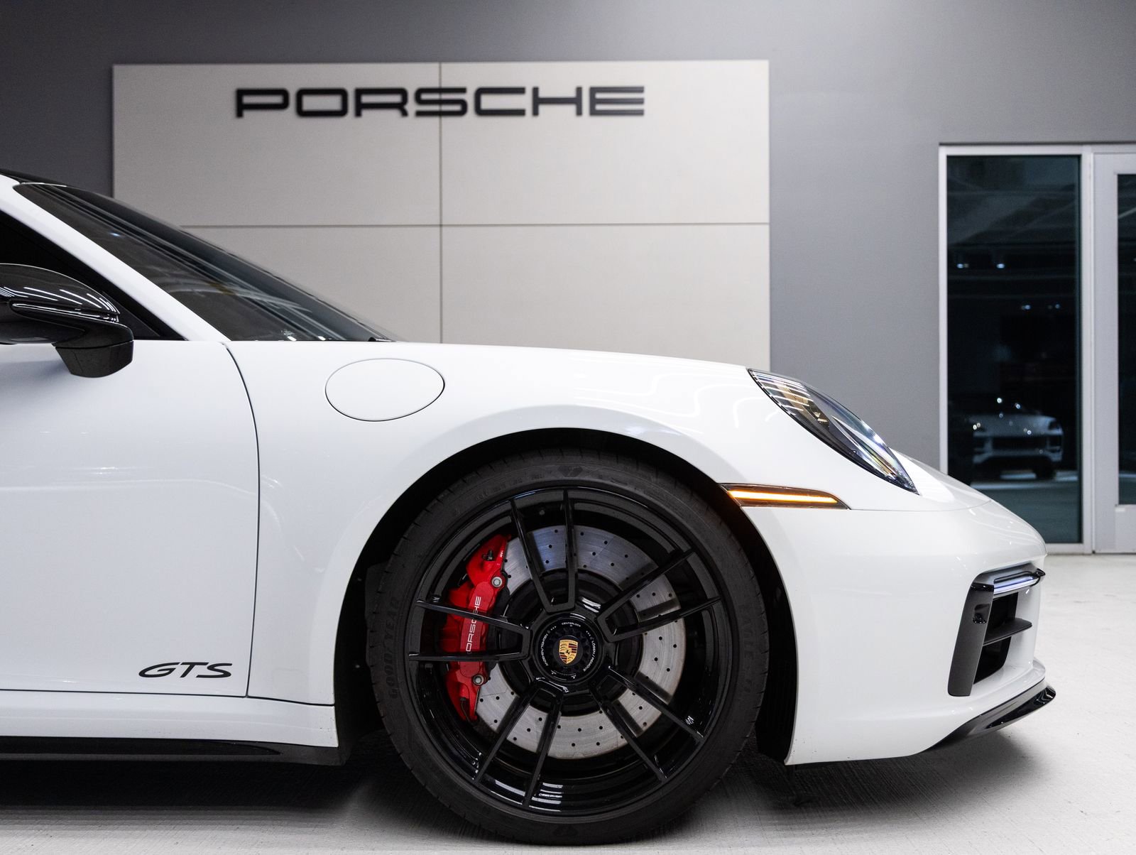 Used 2024 Porsche 911 Carrera GTS RWD image 11