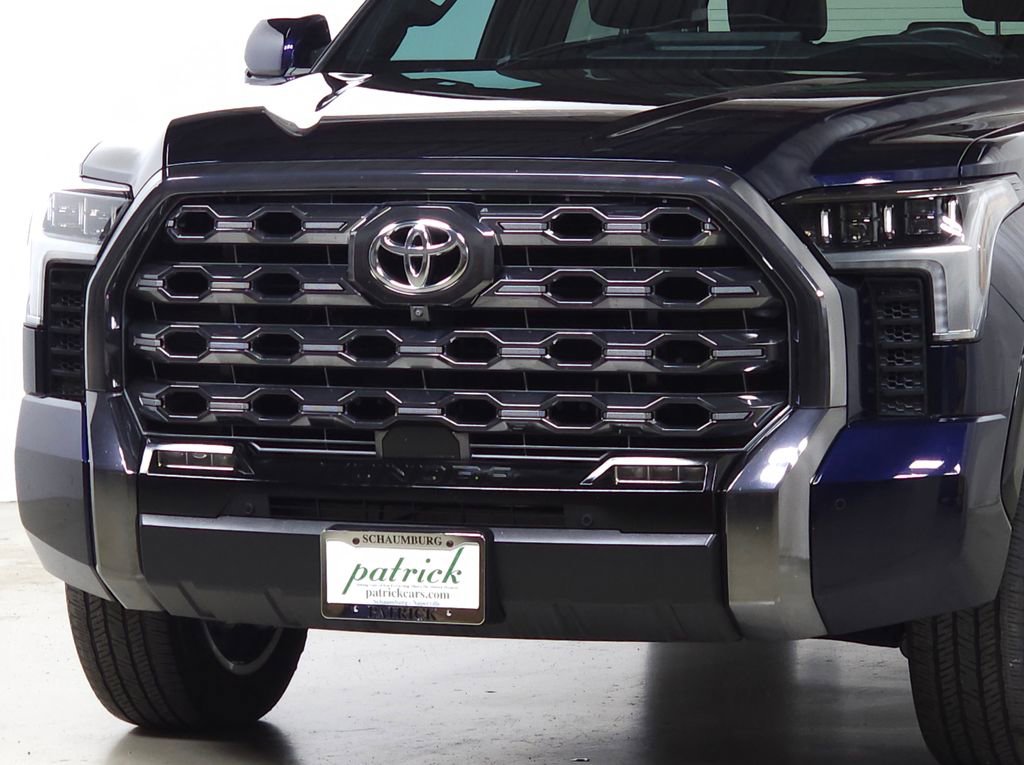 Used 2023 Toyota Tundra Platinum AWD/4WD image 3