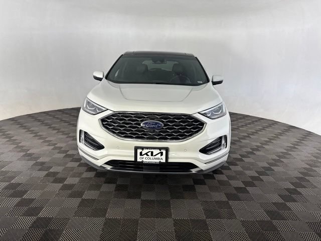 Used 2020 Ford Edge Titanium w/ Equipment Group 301A AWD/4WD image 3