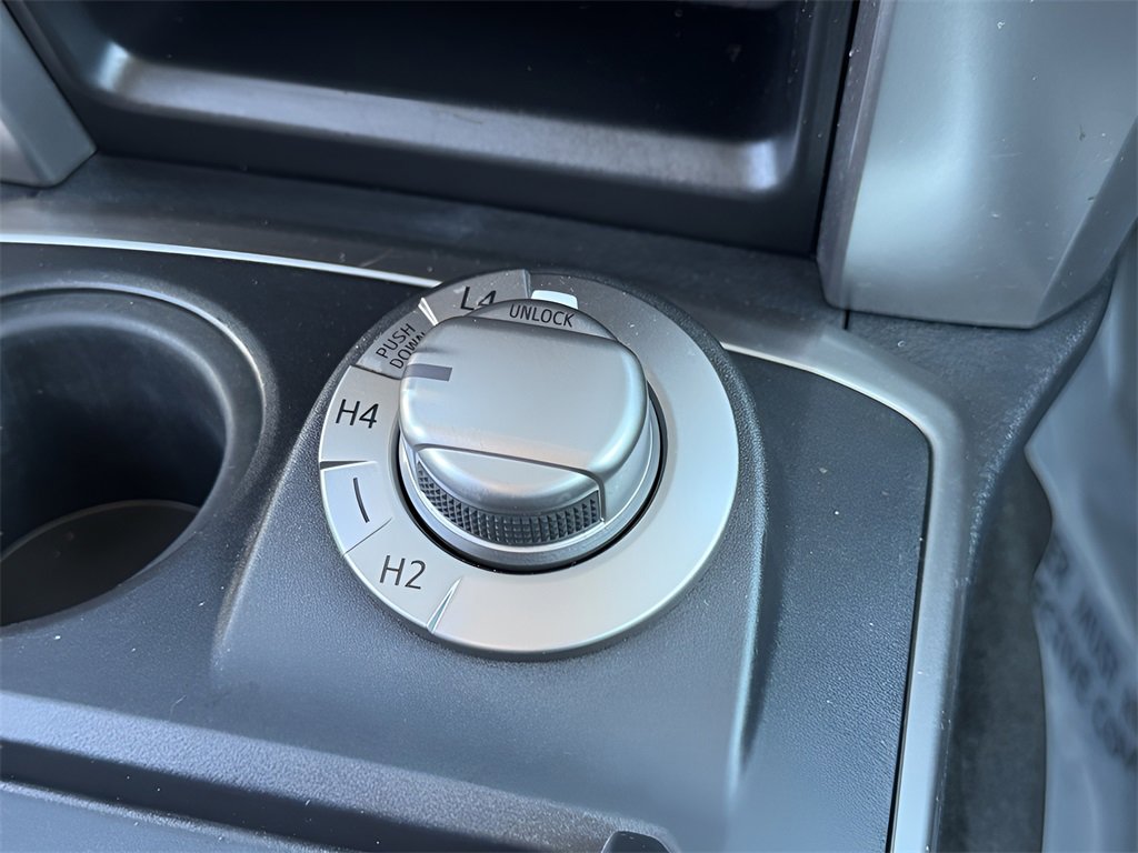 Used 2020 Toyota 4Runner SR5 image 30