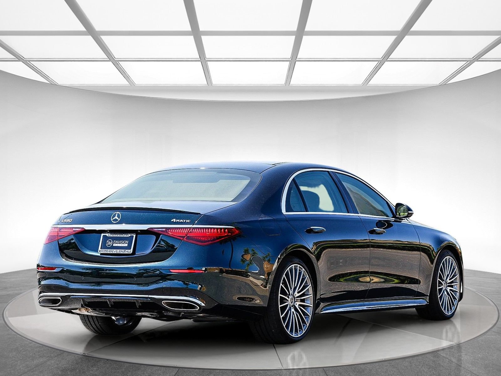 Certified 2024 Mercedes-Benz S 580 4MATIC Sedan image 4