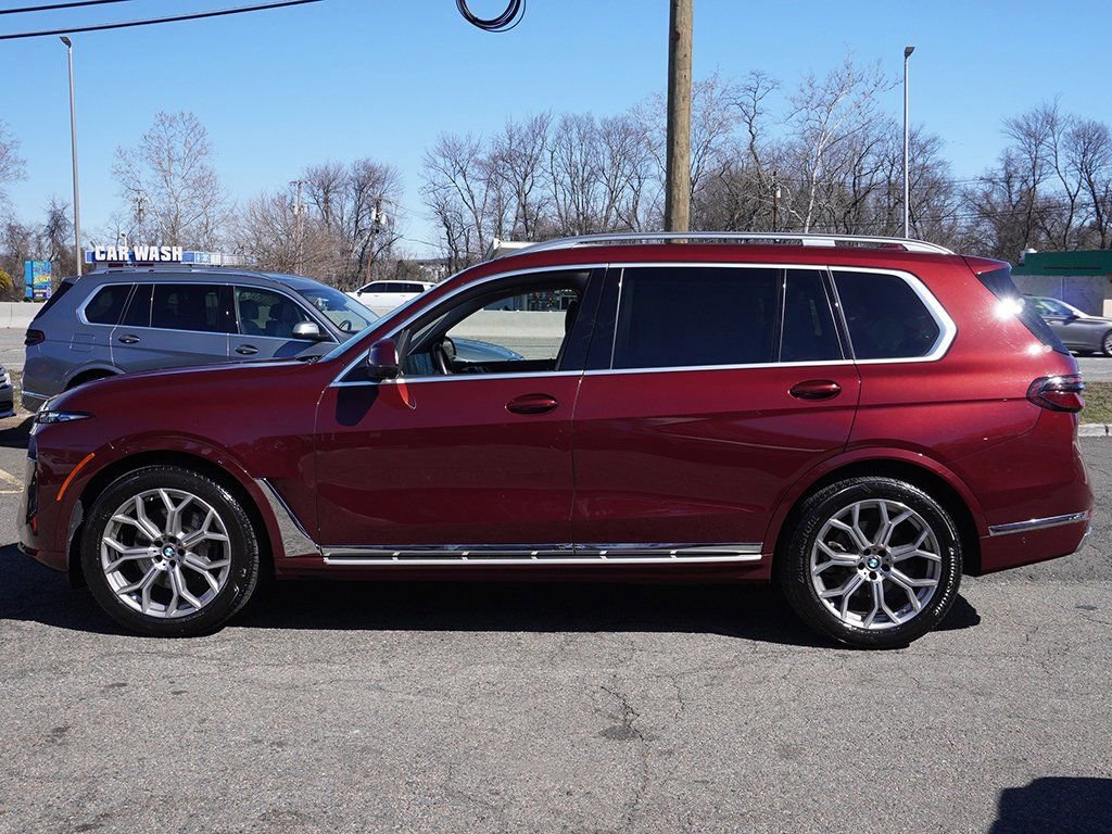 Used 2024 BMW X7 xDrive40i w/ Premium Package image 22