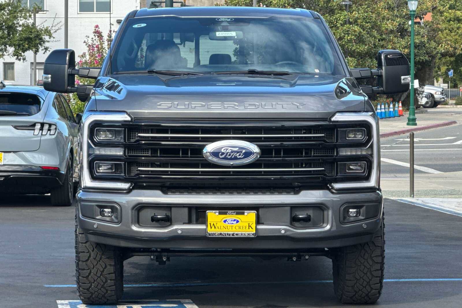 New 2026 Ford F350 Platinum image 3