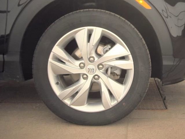 Used 2025 Buick Encore GX Preferred AWD/4WD image 12