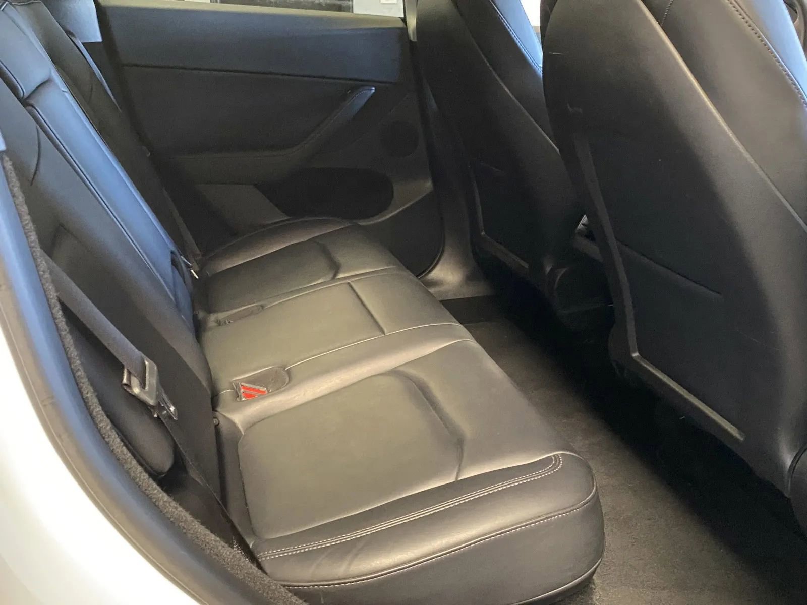 Used 2023 Tesla Model Y AWD image 7