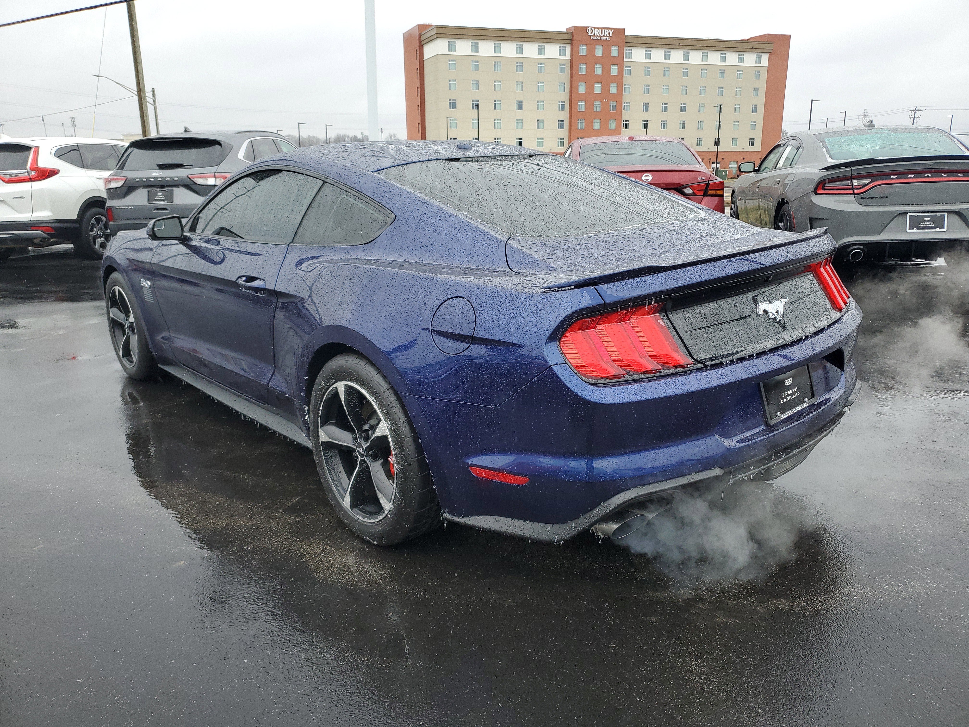 Used 2019 Ford Mustang GT image 2