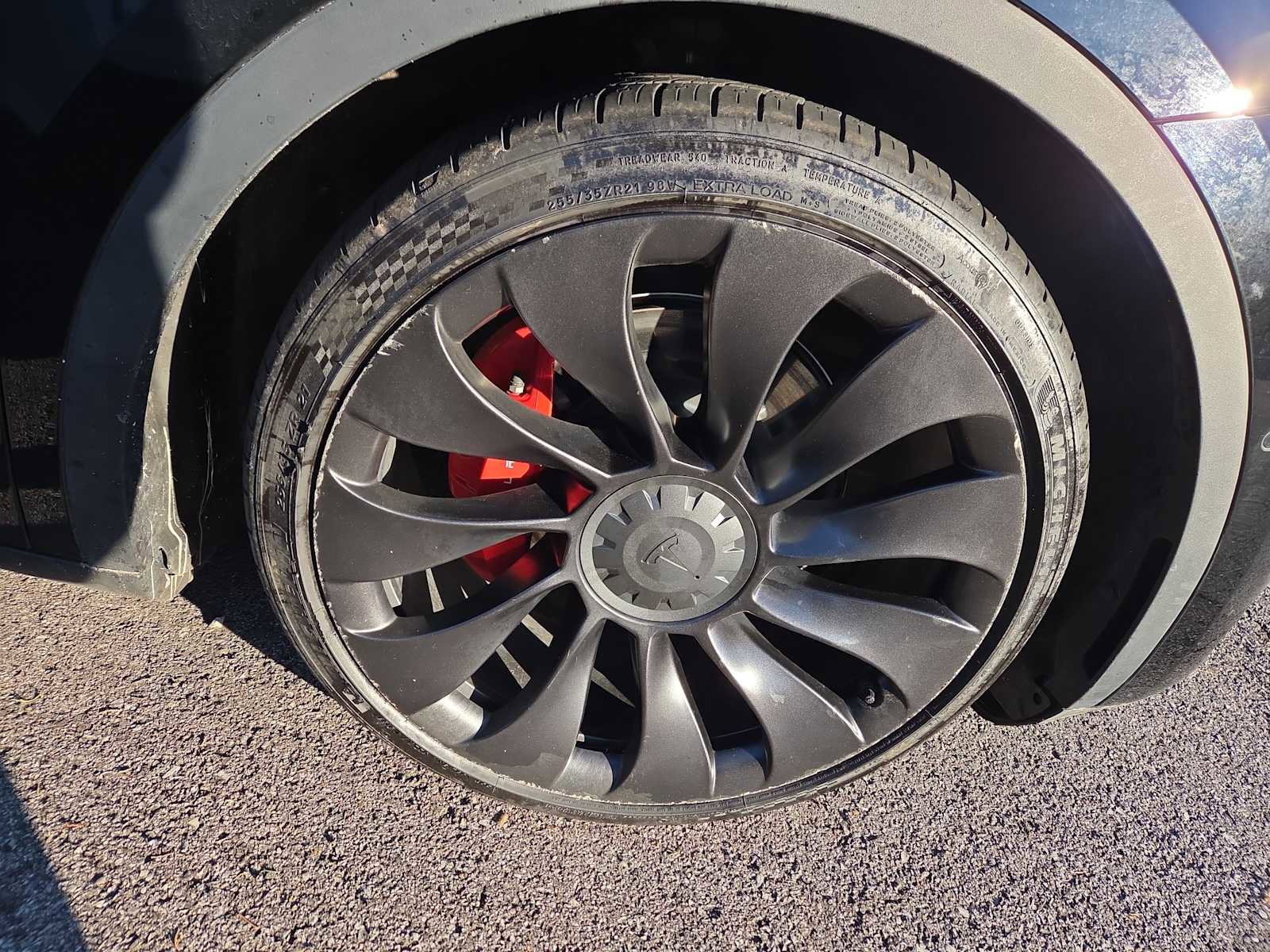 Used 2022 Tesla Model Y Performance image 2