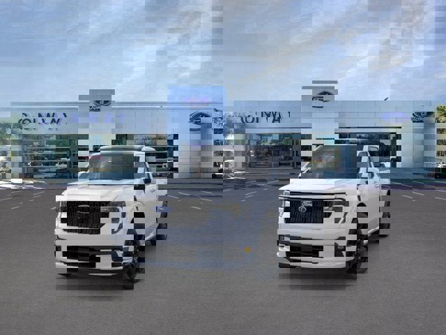 New 2026 Ford Maverick Lobo image 2