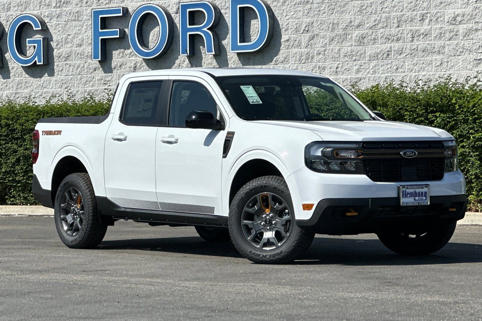 New 2024 Ford Maverick Tremor w/ Tremor Off-Road Package image 2