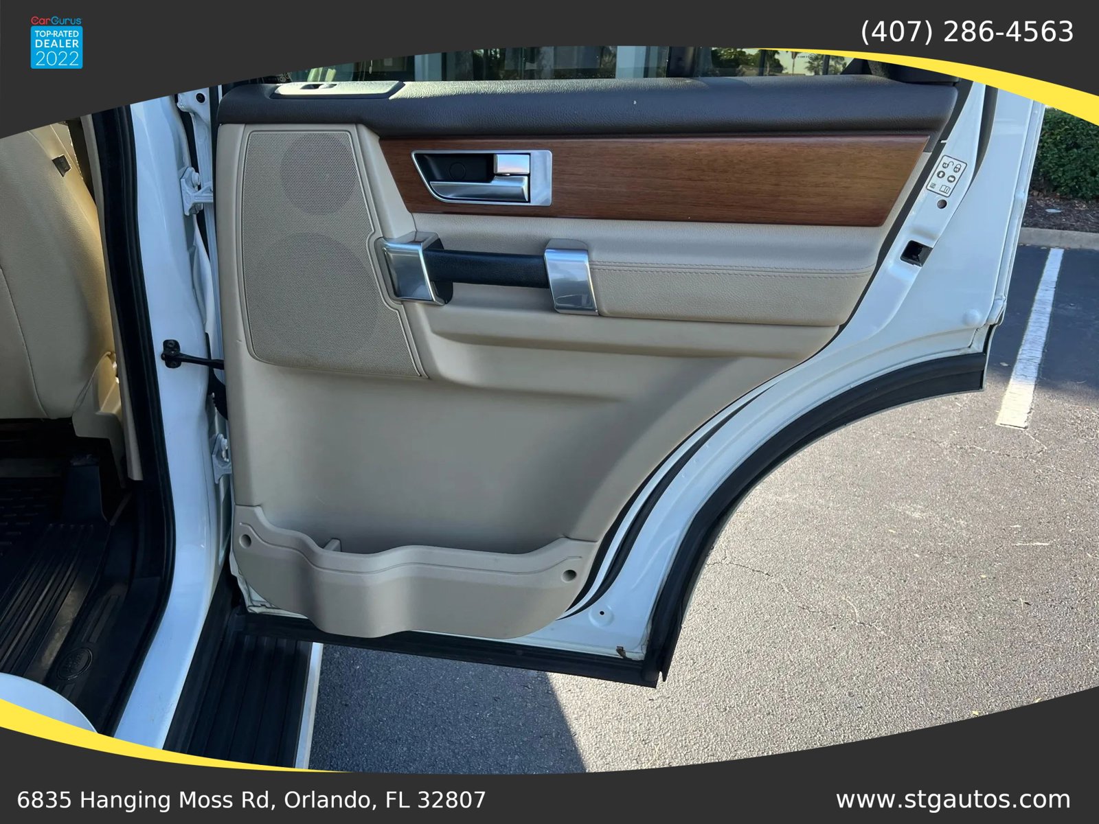 Used 2016 Land Rover LR4 HSE Silver Edition AWD/4WD image 21