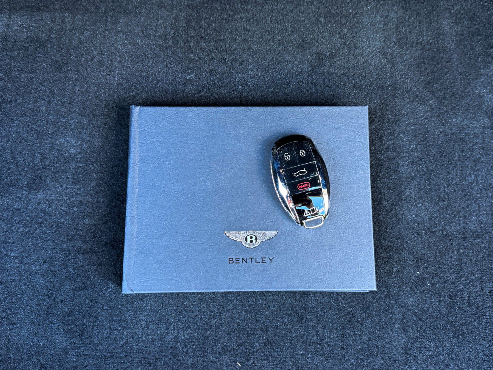 Used 2023 Bentley Continental GT Azure AWD/4WD image 8