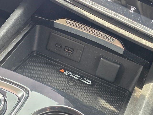 Used 2024 Buick Envision Preferred AWD/4WD image 36