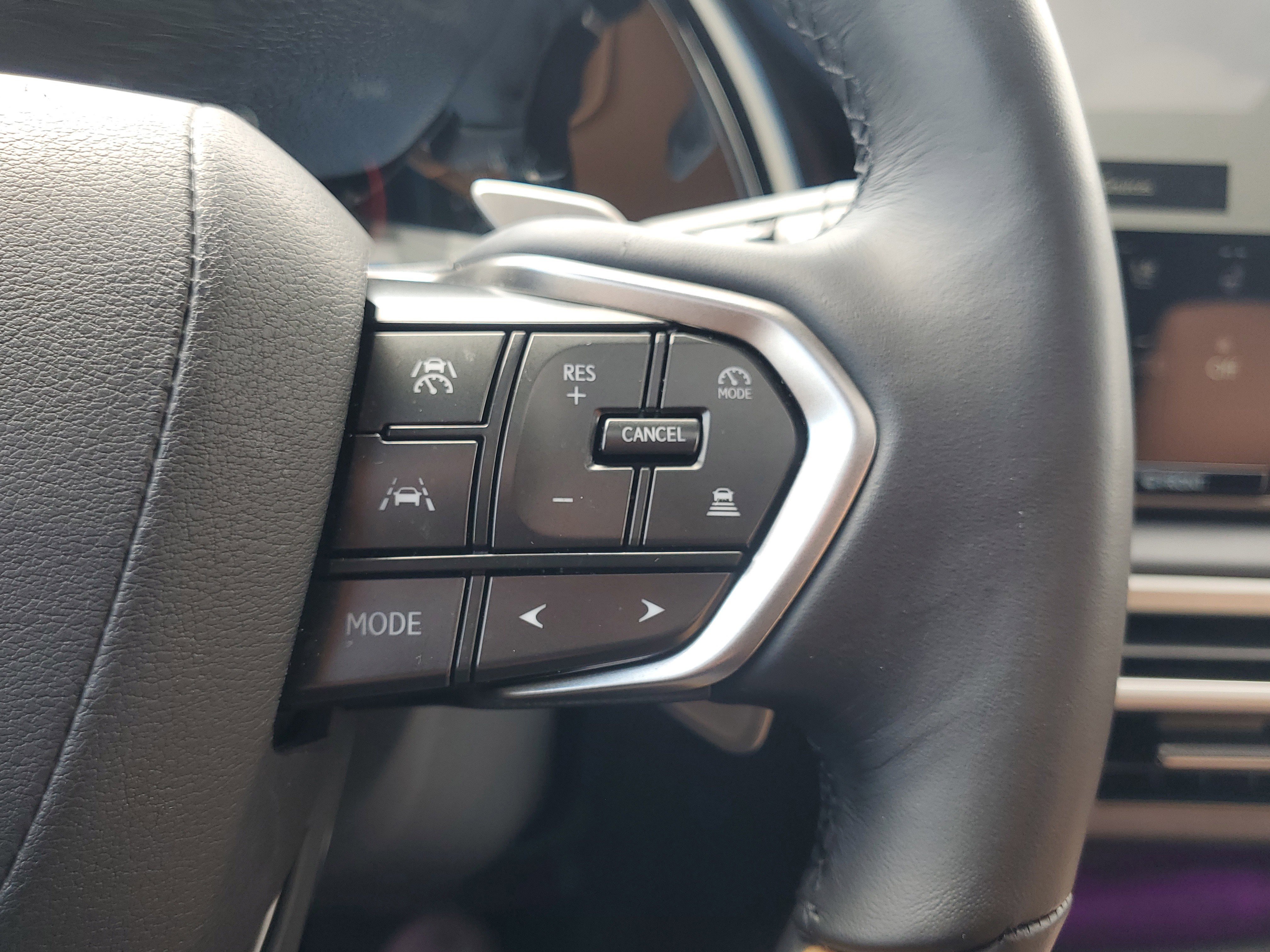 Used 2025 Lexus RX 350 Premium Plus w/ Accessory Package (Z1) FWD image 23