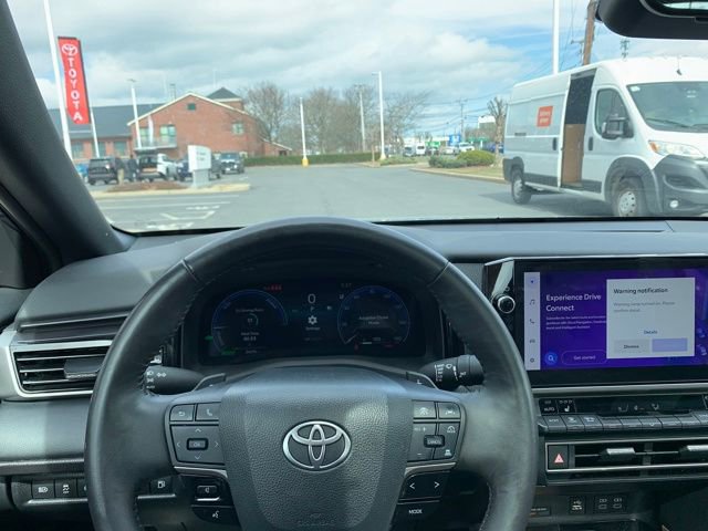 Used 2025 Toyota Camry XSE image 16