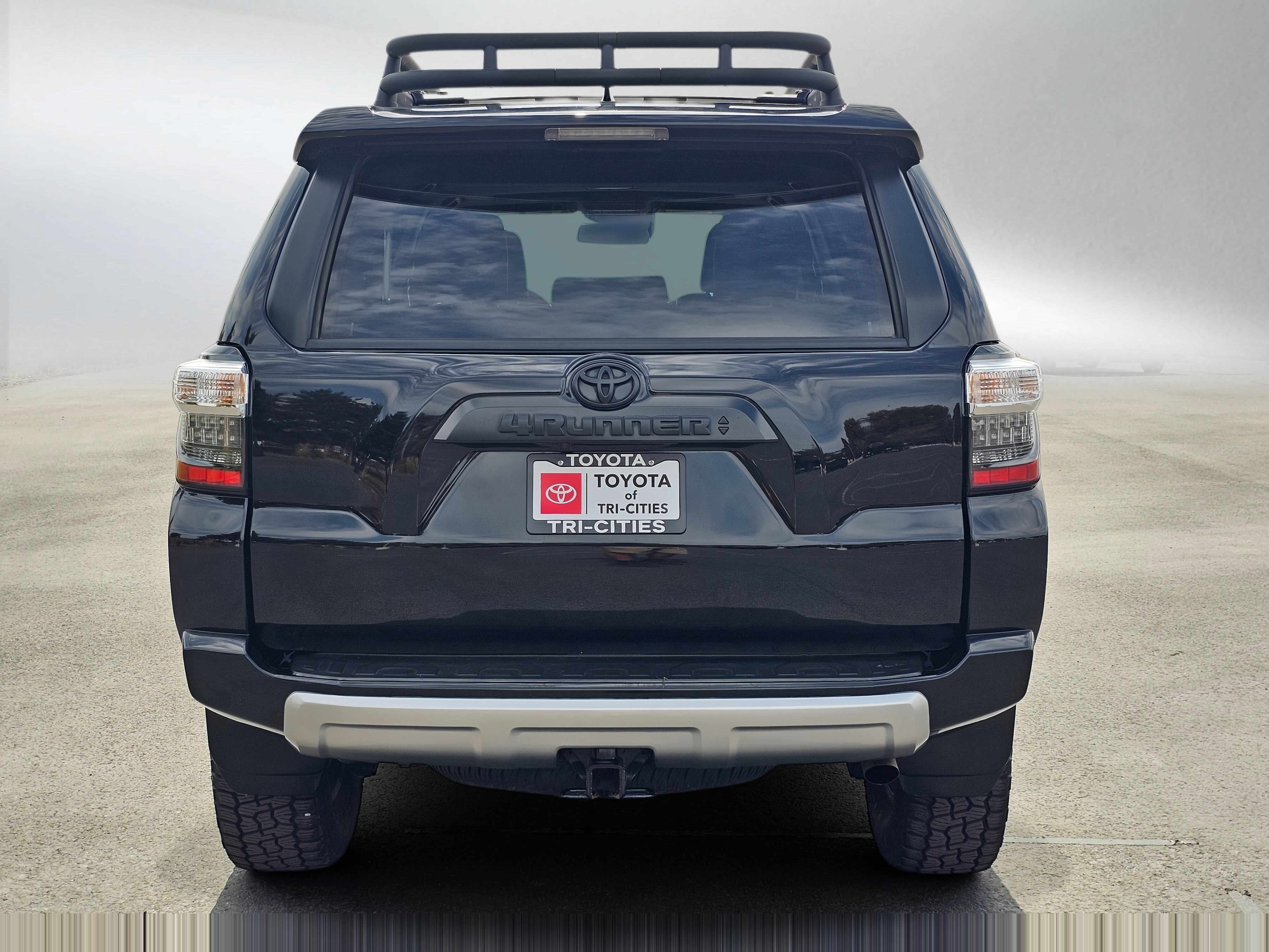 Used 2024 Toyota 4Runner TRD Off-Road Premium w/ TRD Black Wheel Package (TMS) AWD/4WD image 4