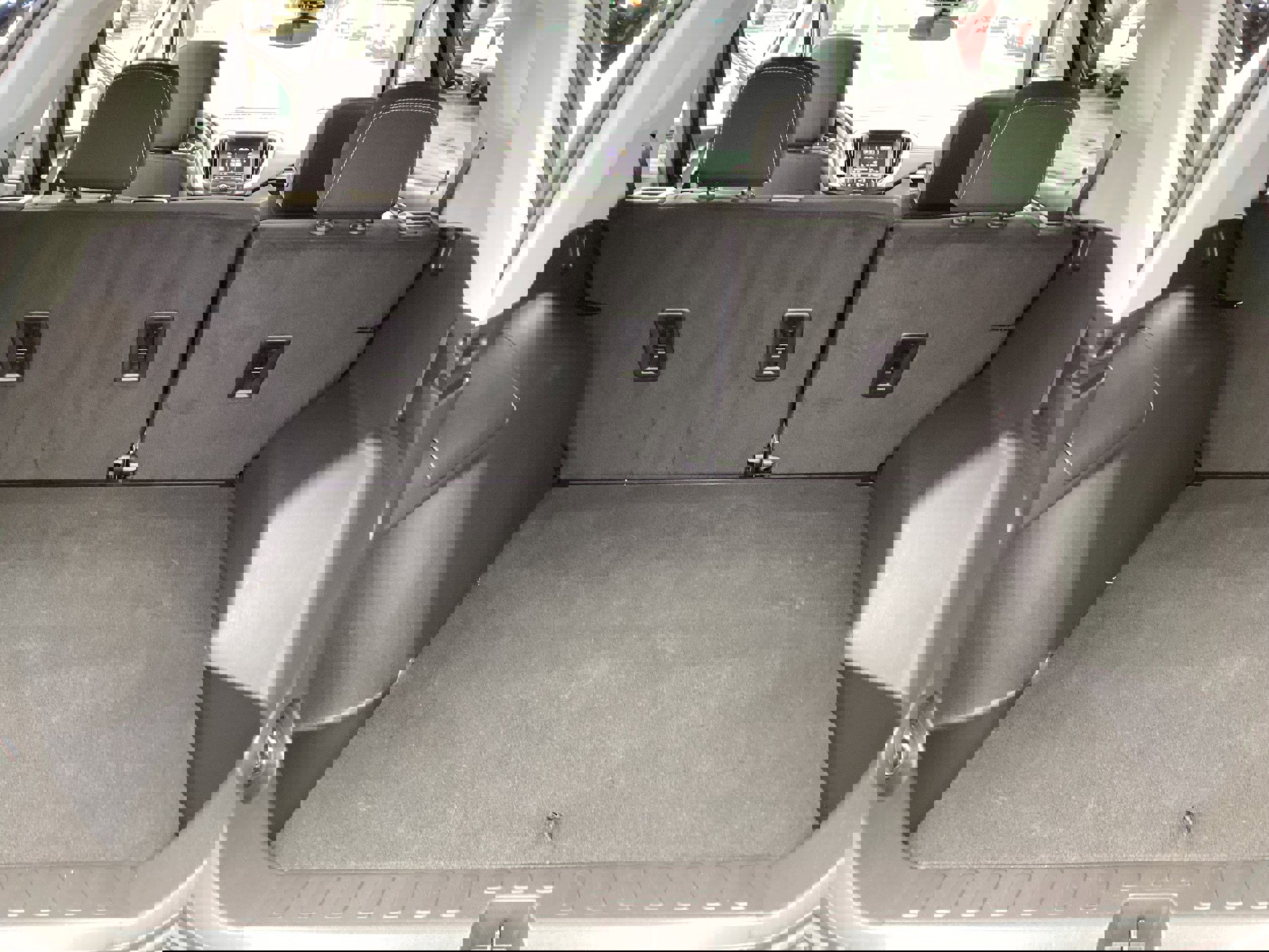 Used 2024 GMC Terrain SLE image 14