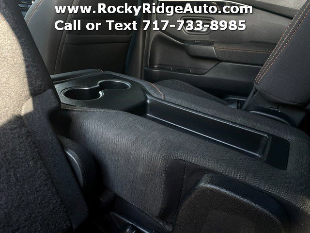 Used 2023 Honda Pilot Sport image 25