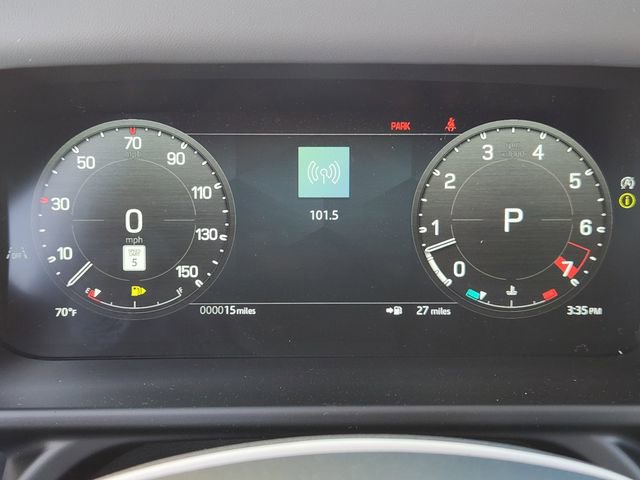 New 2026 Land Rover Defender 130 X-Dynamic SE image 11