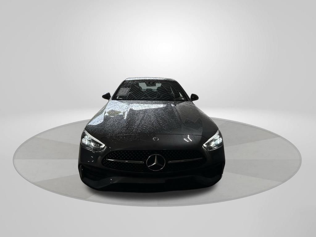 Used 2025 Mercedes-Benz C 300 4MATIC Sedan image 3