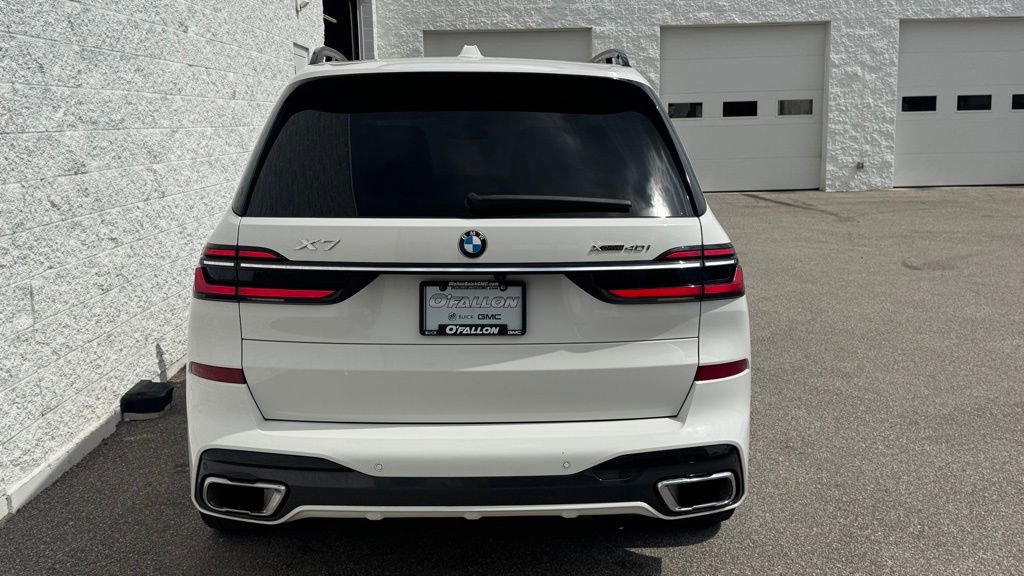 Used 2024 BMW X7 xDrive40i w/ M Sport Package image 8