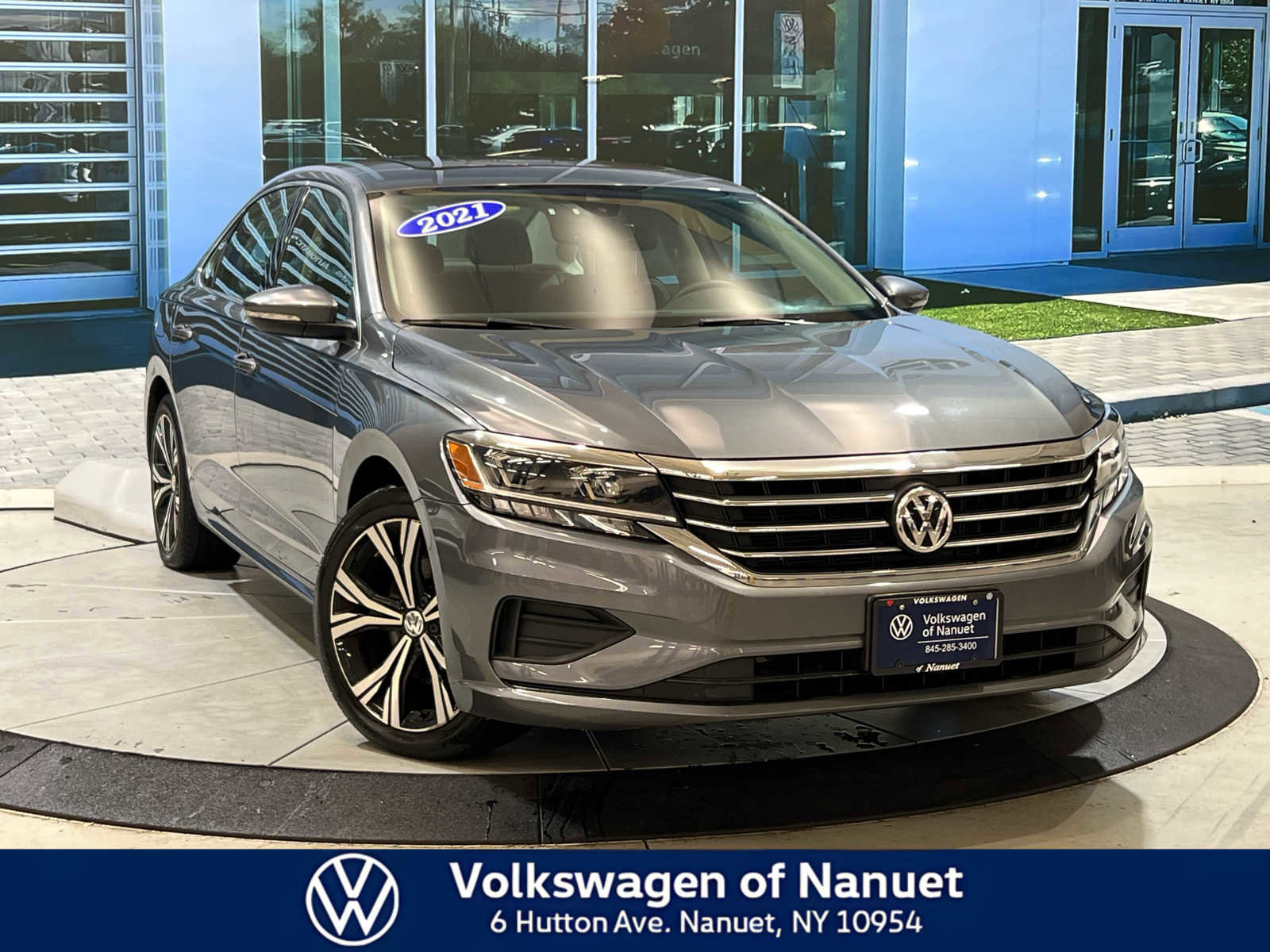Used 2021 Volkswagen Passat 2.0T SE w/ Luggage Net & Mats Package