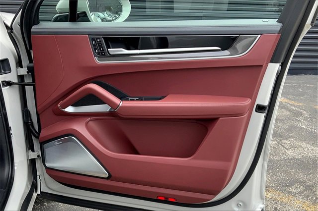 New 2025 Porsche Cayenne GTS image 29