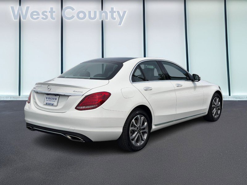 Used 2017 Mercedes-Benz C 300 4MATIC Sedan image 4