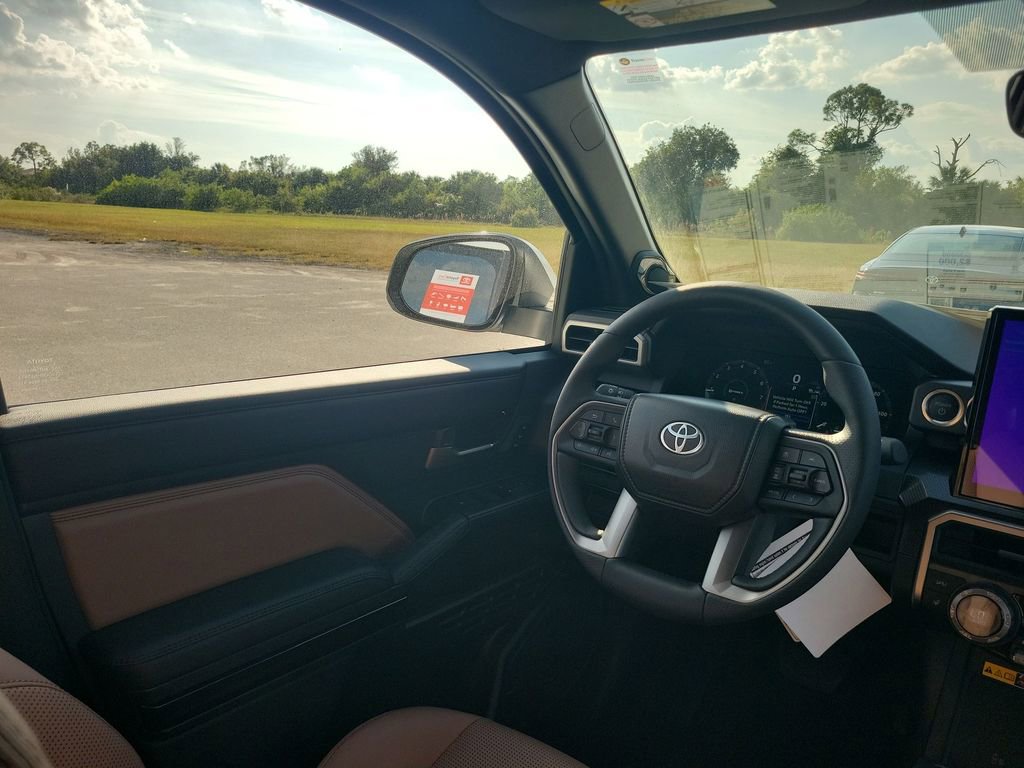 New 2025 Toyota 4Runner Limited image 15