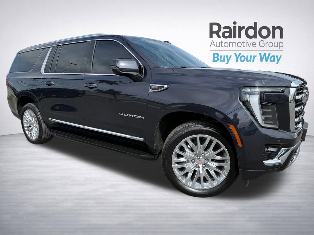 Used 2025 GMC Yukon XL Elevation image 1