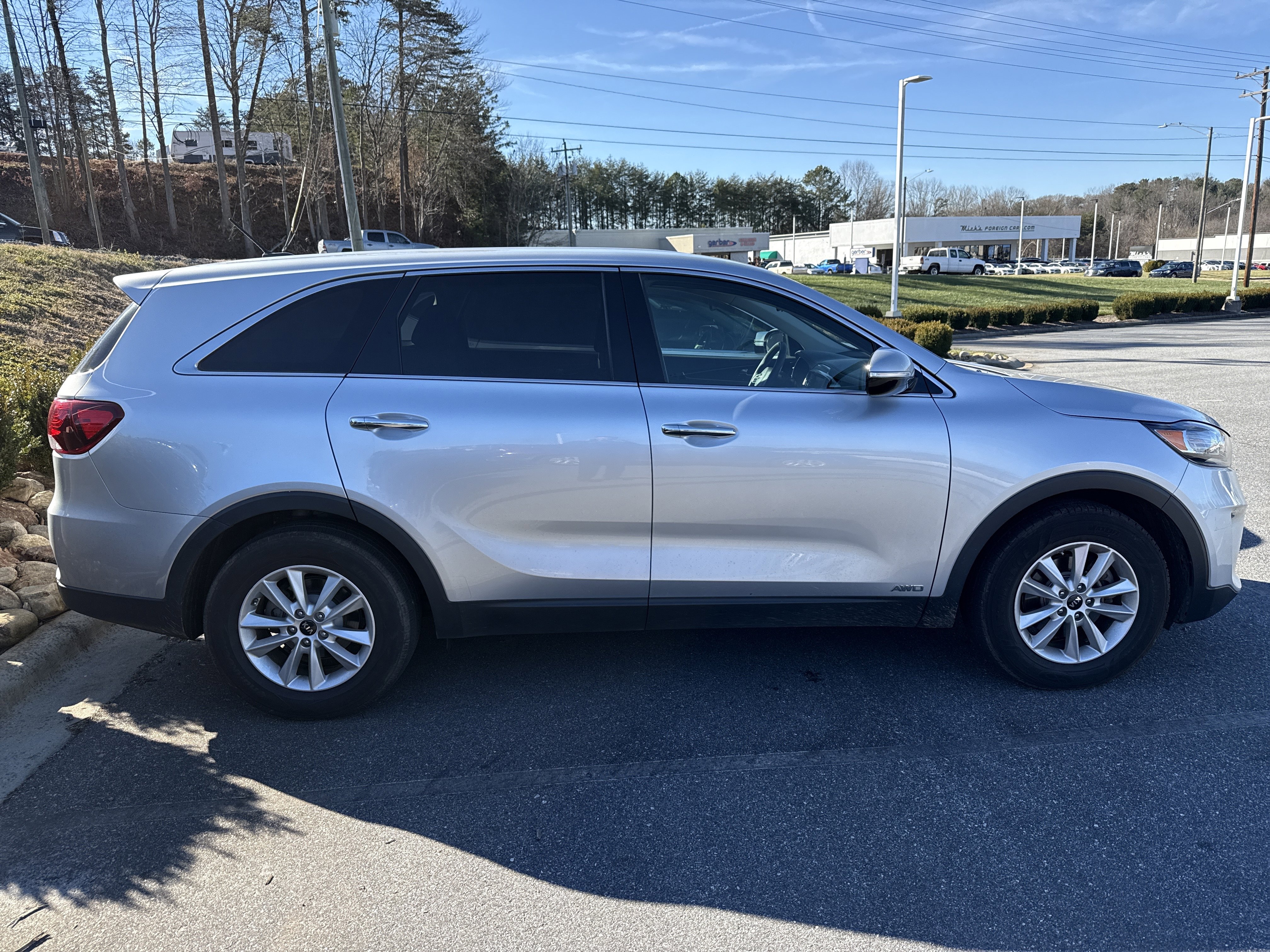 Used 2019 Kia Sorento AWD V6 image 11