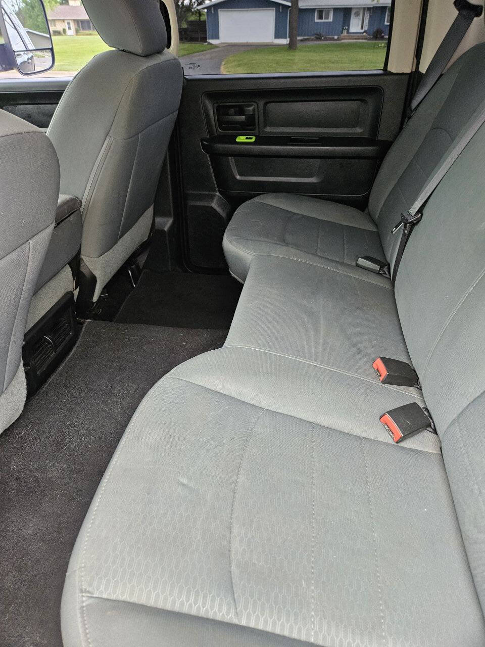 Used 2015 RAM 2500 Tradesman w/ Chrome Appearance Group AWD/4WD image 6