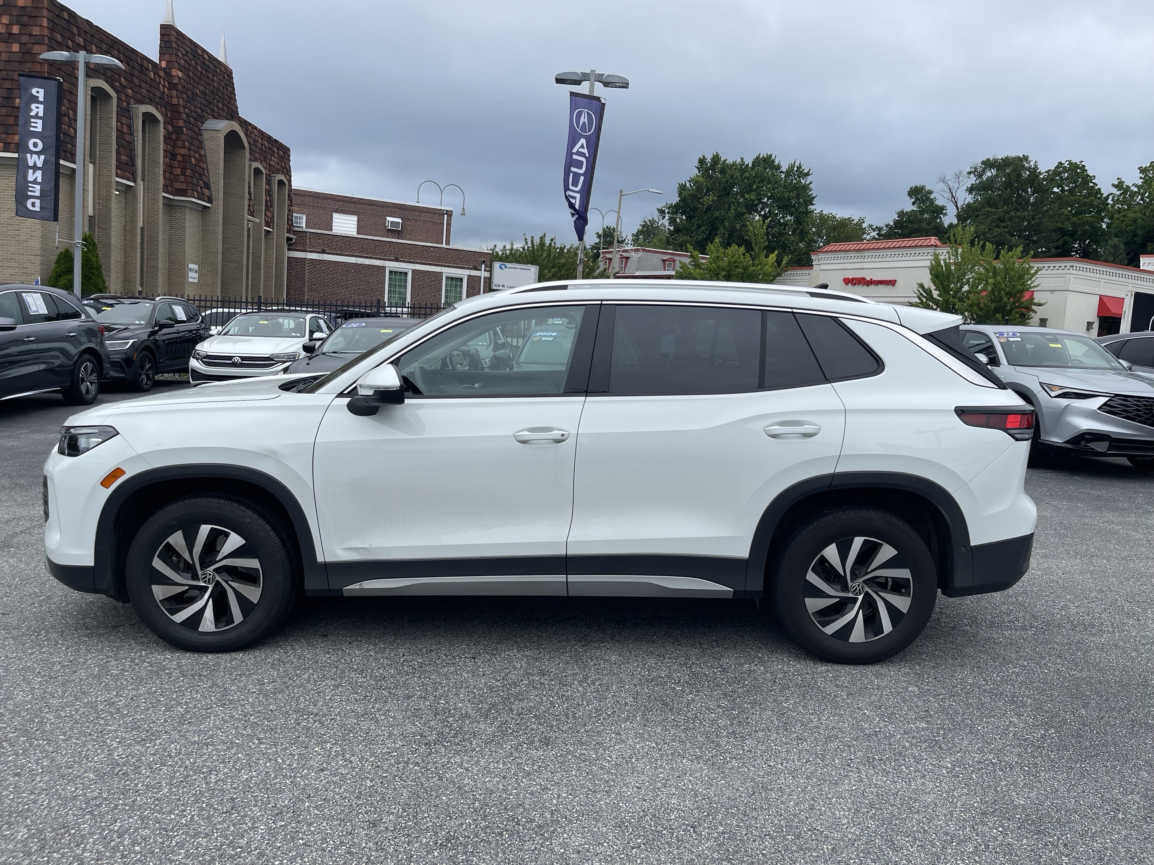 Used 2025 Volkswagen Tiguan S AWD/4WD image 4