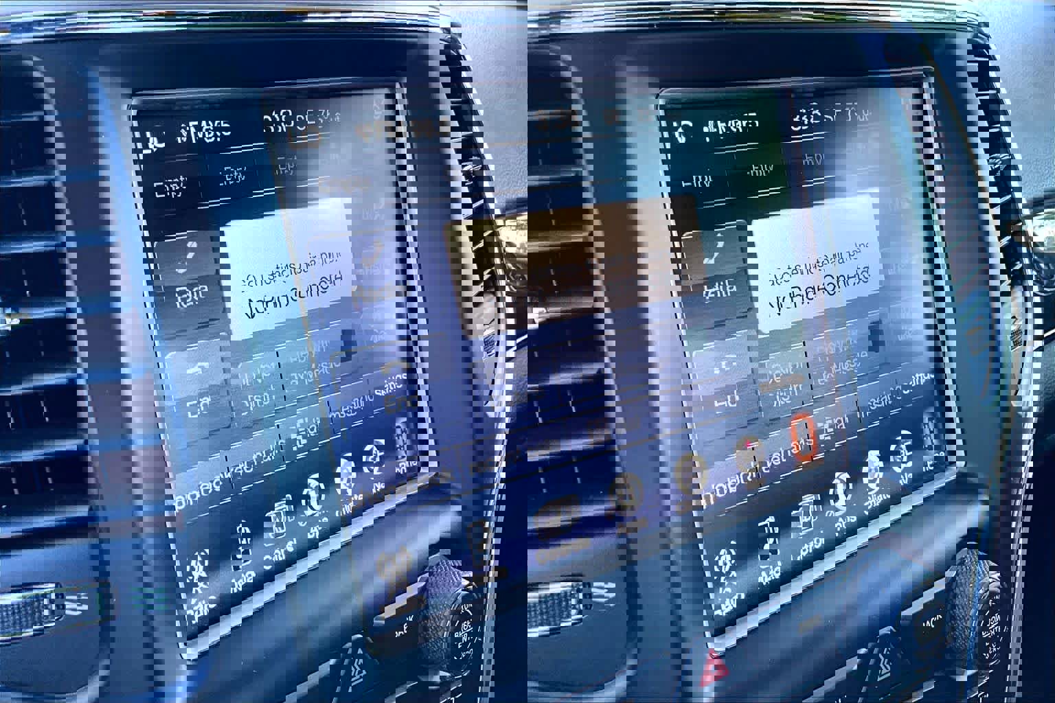 Used 2017 Jeep Grand Cherokee Overland image 36