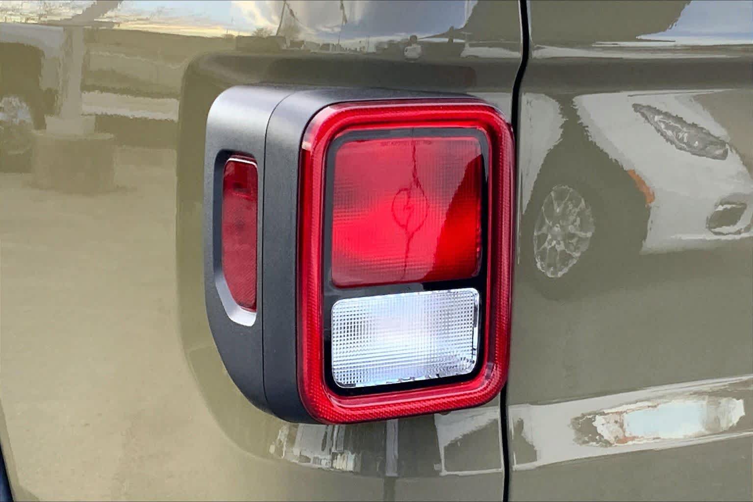 New 2026 Jeep Gladiator Sport AWD/4WD image 11