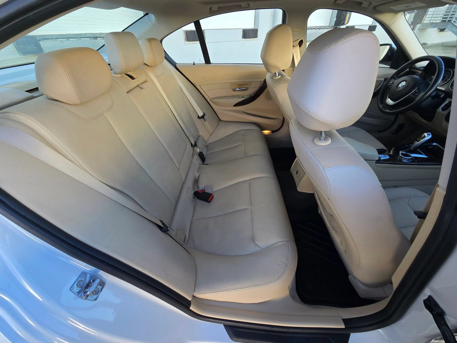 Used 2014 BMW 328i Sedan RWD image 17