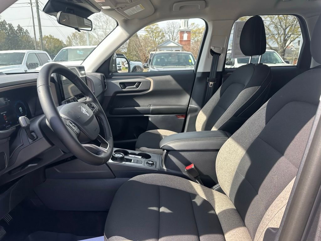 Used 2025 Ford Bronco Sport Big Bend w/ Convenience Package image 12