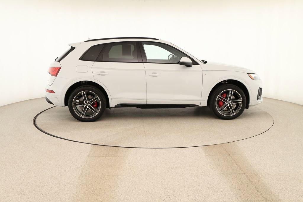 Certified 2025 Audi Q5 e Premium Plus w/ Premium Plus Package image 8