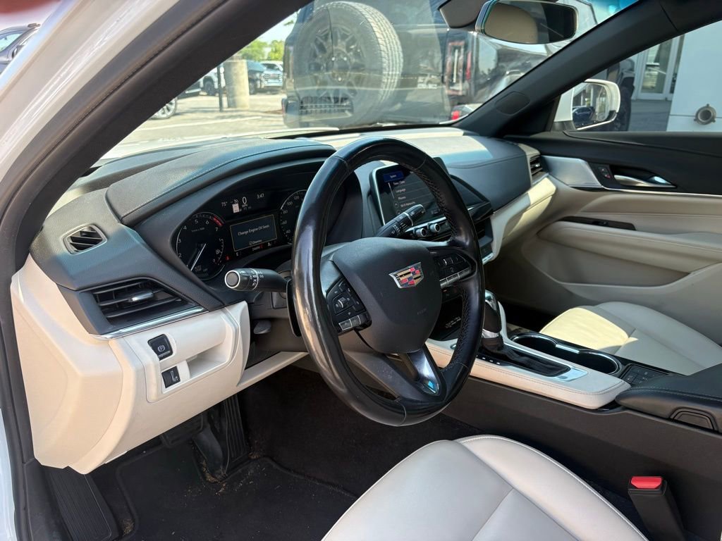 Used 2023 Cadillac CT4 Luxury w/ Sun And Sound Package RWD image 12
