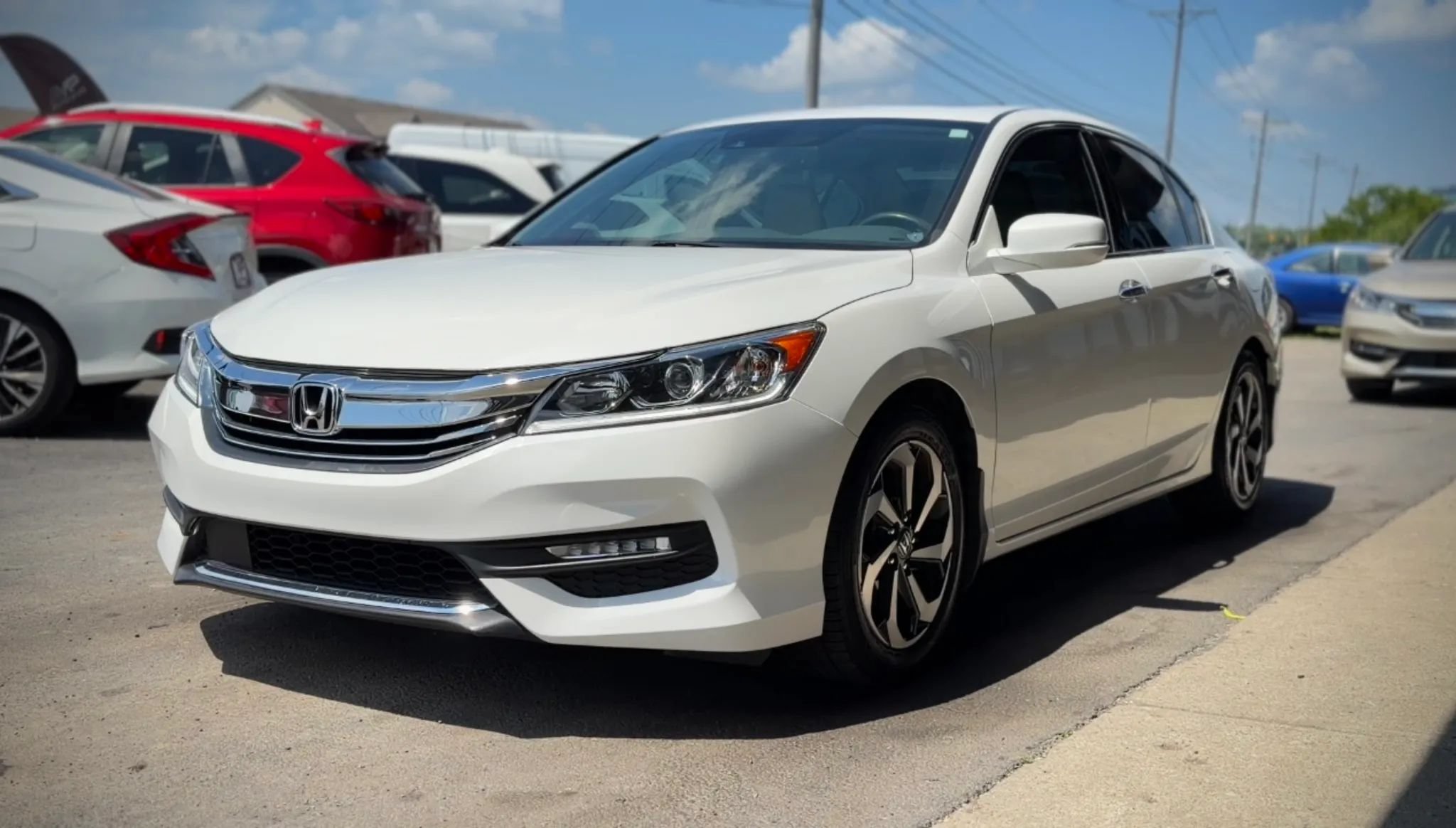 Used 2017 Honda Accord EX-L image 5
