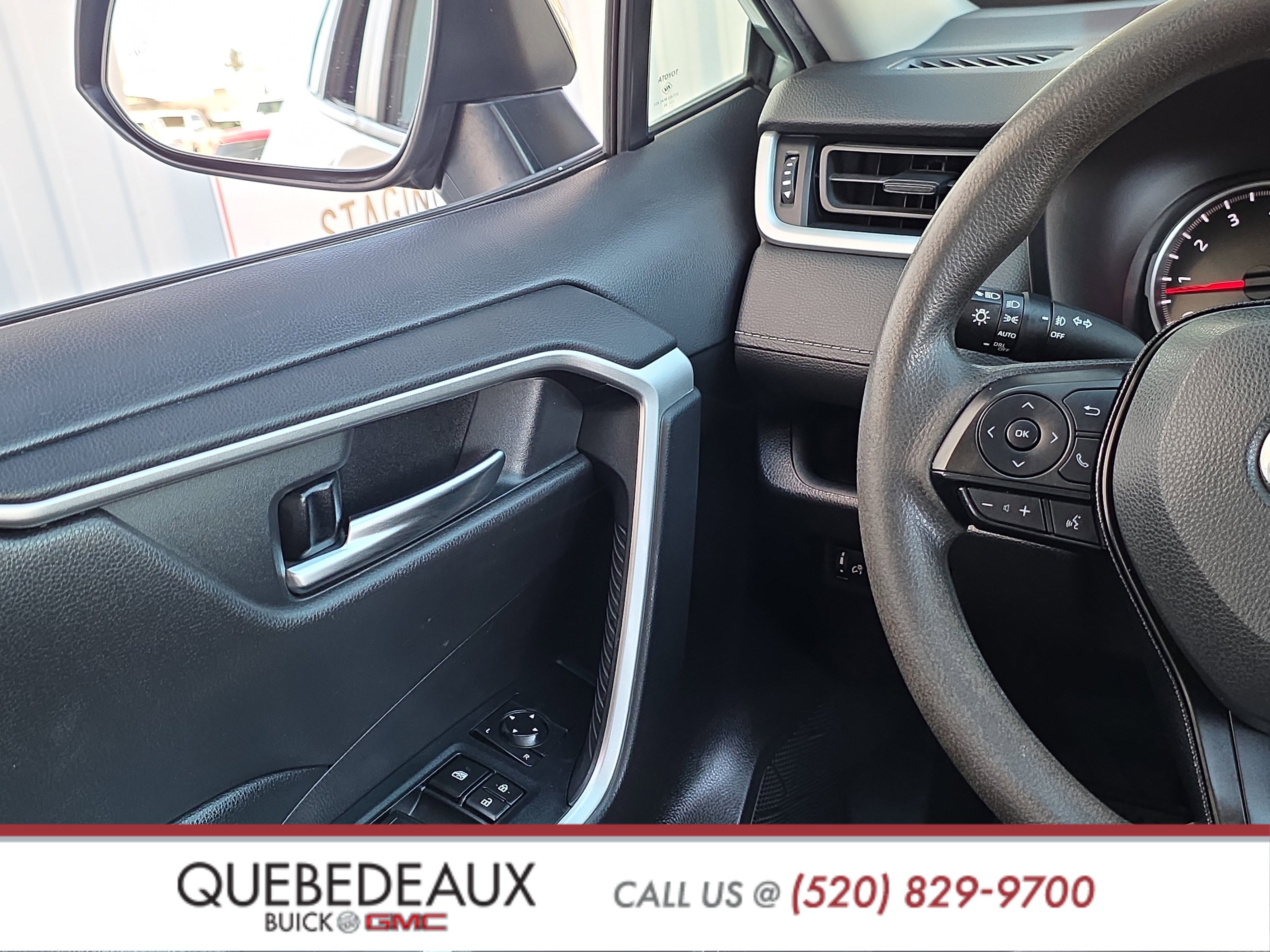 Used 2021 Toyota RAV4 XLE image 25