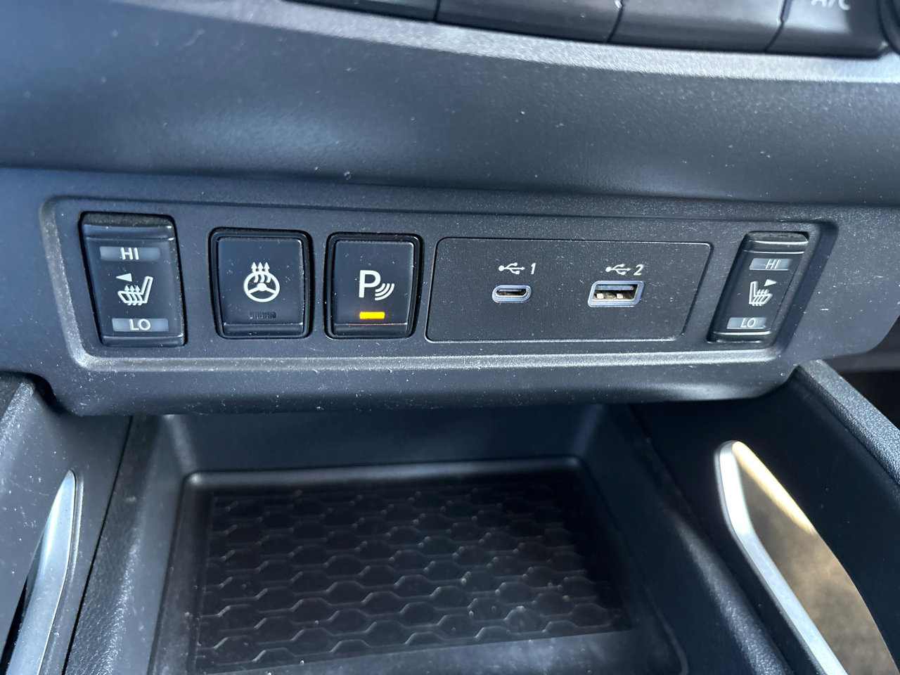 Used 2022 Nissan Frontier SV image 40